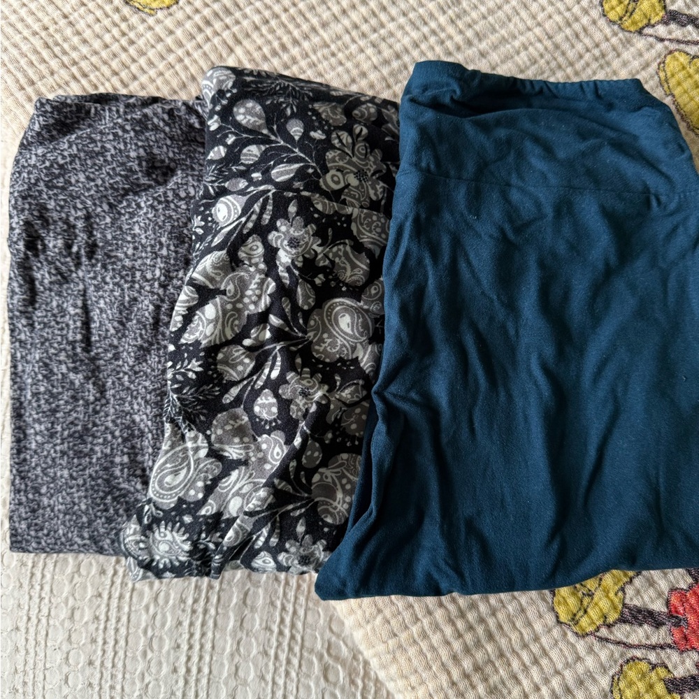 LuLaRoe Women's Leggings - Gray, Black, and Teal